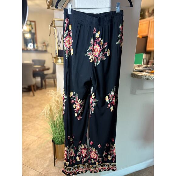 Liv Los Angeles Womens Embroidered Wide Leg High Rise Pants Floral Flower M 6-10 - Picture 6 of 6
